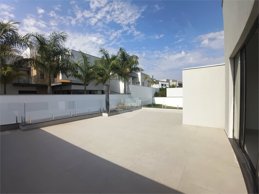 Casa à venda com 3 suítes no condomínio Alphaville Nova Esplanada 4, Votorantim - SP