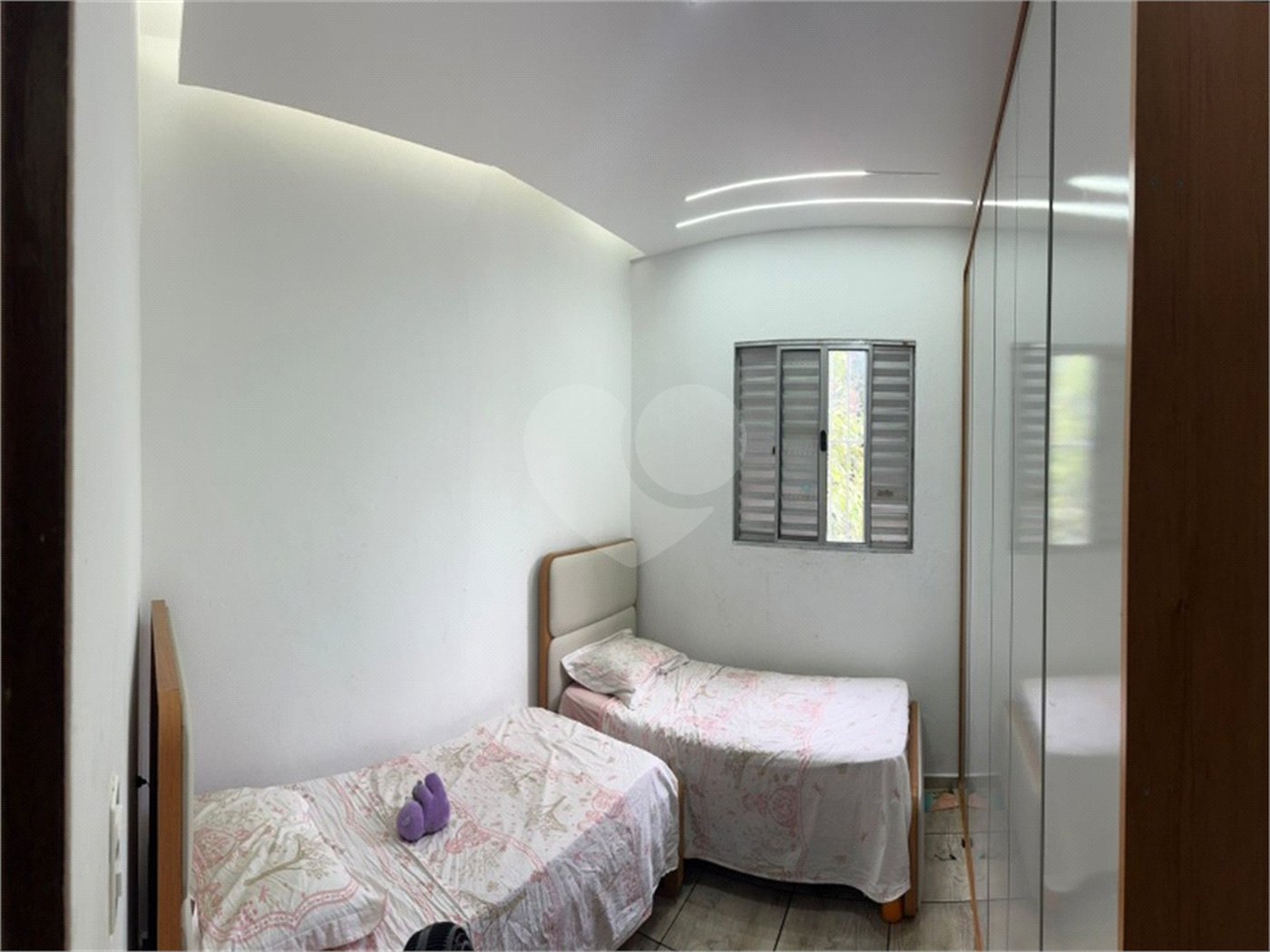 Sobrado à venda com 3 quartos, sendo 1 suíte, em Jardim Camila, Sorocaba, SP