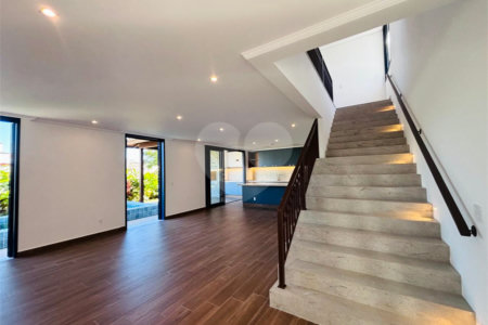 Casa à venda com 4 quartos, sendo 3 suítes, no condomínio Residencial Chácara Ondina, Sorocaba - SP