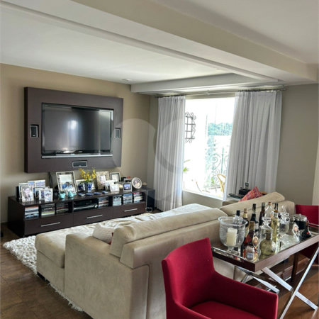 Apartamento à venda com 4 suítes em Real Parque, São Paulo, SP