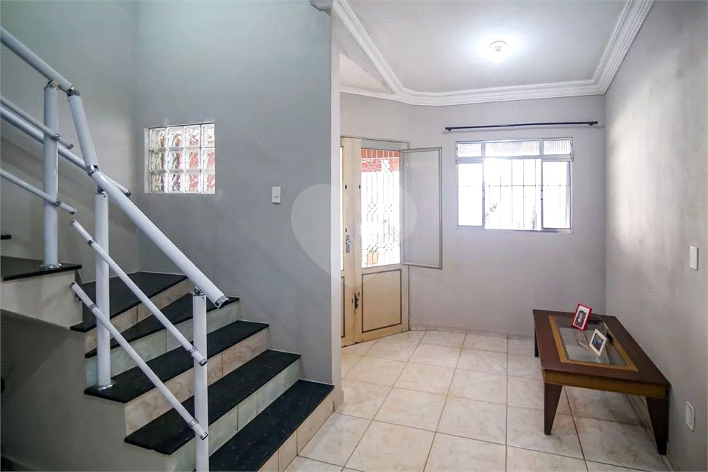 Sobrado à venda com 4 quartos, sendo 1 suíte, em Residencial Monte Verde, Indaiatuba, SP