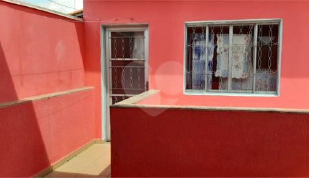 Casa à venda com 2 quartos, sendo 1 suíte,  em Jardim dos Ipês, Suzano, SP
