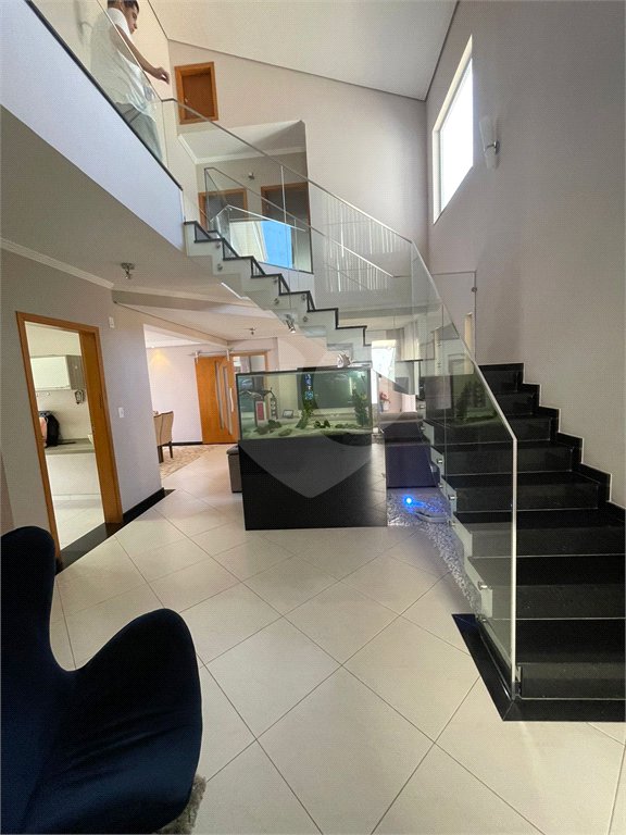 Casa à venda com 4 suítes no condomínio Aruã Lagos, Mogi das Cruzes - SP
