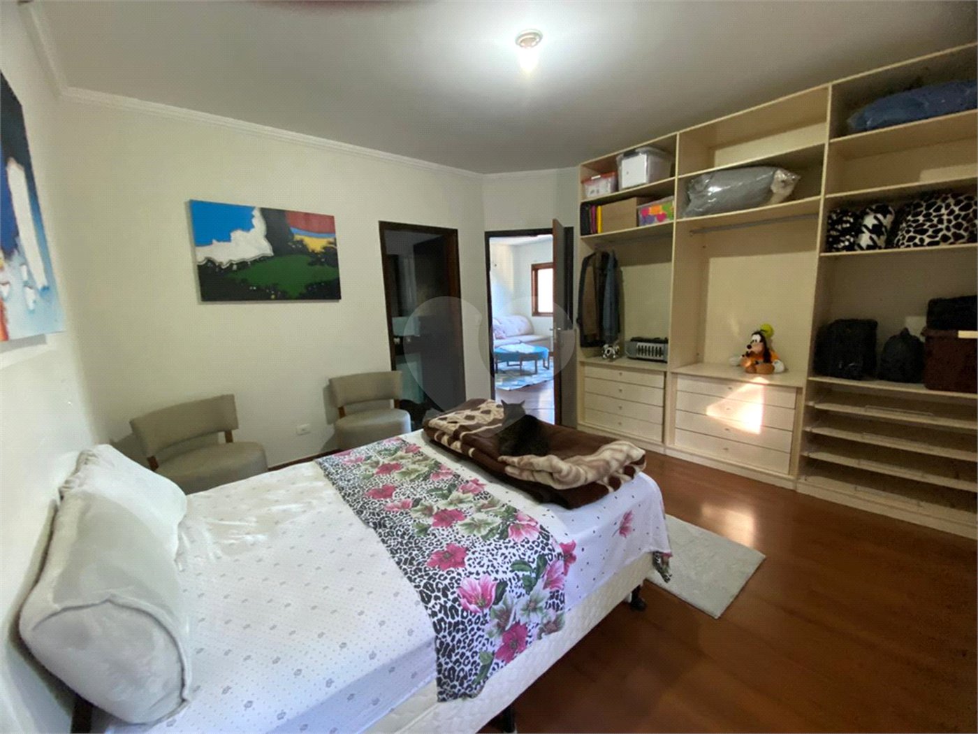 Sobrado à venda com 5 quartos, sendo 3 suítes, em Tremembé, São Paulo, SP