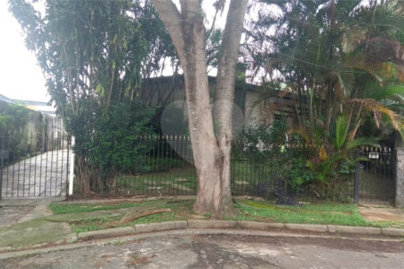 Casa Térrea à venda com 4 quartos, sendo 1 suíte, em Instituto de Previdência, São Paulo, SP