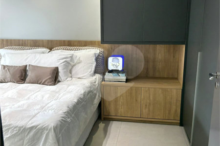 Apartamento à venda com 3 quartos, sendo 1 suíte, em Vila Scarpelli, Santo André, SP