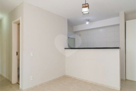 Apartamento à venda com 3 quartos, sendo 1 suíte, em Parque Reboucas, São Paulo, SP