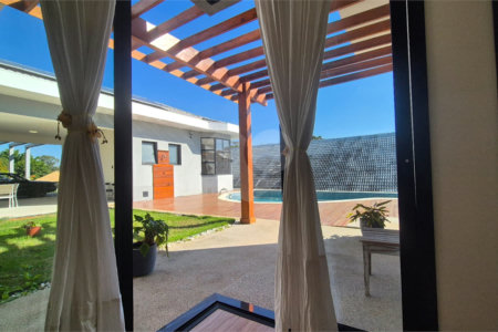 Casa à venda com 5 quartos, sendo 3 suítes, no condomínio Residencial Vale do Lago, Sorocaba - SP