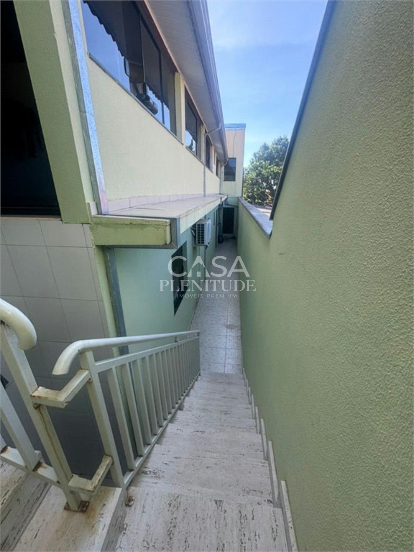 Casa à venda com 2 quartos, sendo 1 suíte, em Jardim Amalia, Sorocaba, SP