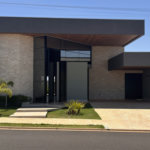 Casa à venda com 3 suítes no condomínio Damha IV, Presidente Prudente - SP