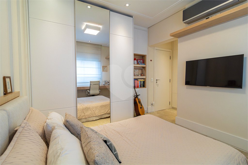 Apartamento à venda com 4 suítes em Campo Belo, São Paulo, SP