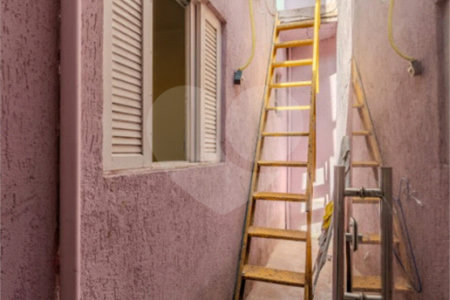 Casa à venda com 2 quartos, sendo 1 suíte, em Vila Pompéia, São Paulo, SP