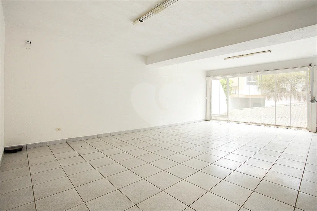 Casa à venda ou para alugar com 4 suítes no condomínio Belle Ville, São Paulo - SP