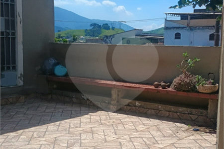 Casa à venda com 4 quartos em Santíssimo, Rio de Janeiro, RJ
