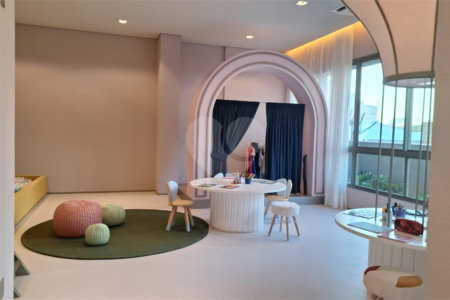 Apartamento à venda com 4 quartos, sendo 2 suítes,  em Perdizes, São Paulo, SP