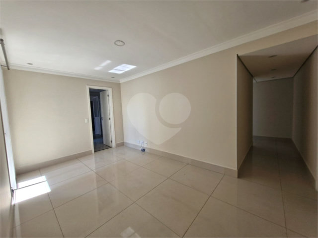 Apartamento para alugar com 3 suítes em Santana, São Paulo, SP
