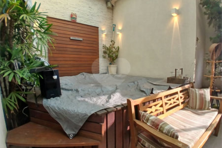 Cobertura à venda com 4 quartos, sendo 2 suítes,  em Alto da Lapa, São Paulo, SP