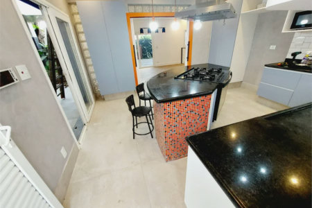 Casa à venda com 3 suítes em Lapa, São Paulo, SP