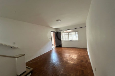 Casa à venda com 3 quartos, sendo 1 suíte,  em Santo Amaro, São Paulo, SP