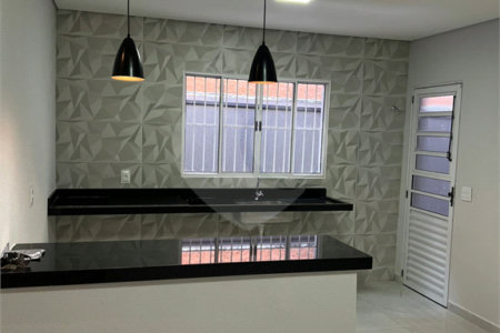 Casa à venda com 3 quartos, sendo 1 suíte, em Loteamento Serra dos Cristais, Várzea Paulista, SP