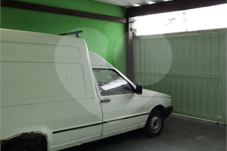 Sobrado à venda com 2 quartos em Jardim Itacolomi, São Paulo, SP
