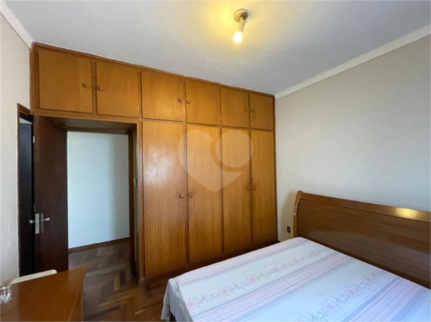 Casa térrea para venda no bairro Vila Xavier em Araraquara/SP.