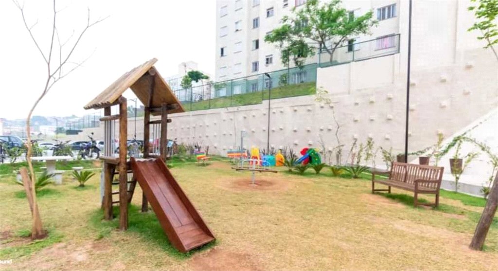 Apartamento com 50m², 2 dormitórios, 1 vaga, á venda em Itaquera.