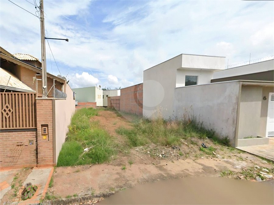 Terreno à venda no Jardim Embaré, (10x32) 320m².