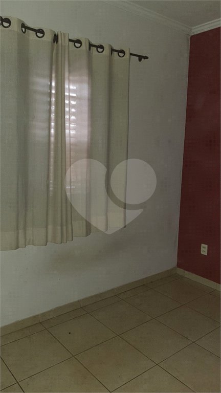 Casa sobrado para venda no Jardim das Torres