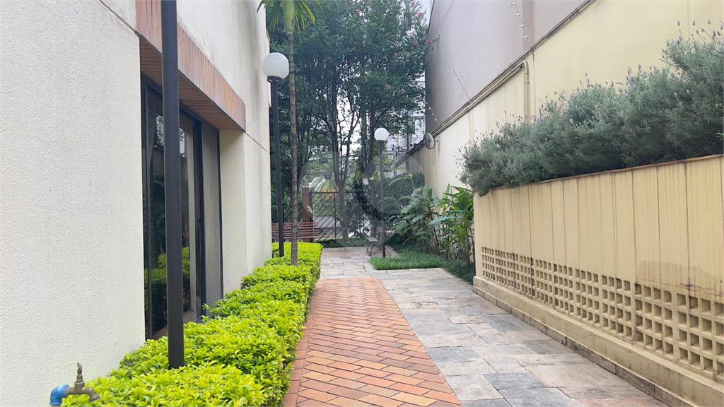 Apartamento à venda com 3 suítes em Cerqueira César, São Paulo, SP