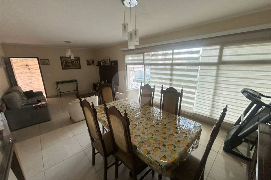 Sobrado à venda com 3 quartos, sendo 1 suíte, em Mandaqui, São Paulo, SP