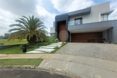Casa à venda com 4 suítes no condomínio Residencial Saint Patrick, Sorocaba - SP