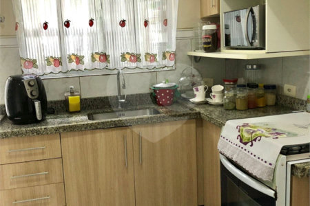 Casa à venda com 2 quartos no condomínio Világio Vitória, Mogi das Cruzes - SP