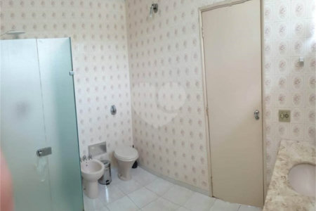 Sobrado à venda com 4 quartos, sendo 1 suíte,  em Sumaré, São Paulo, SP
