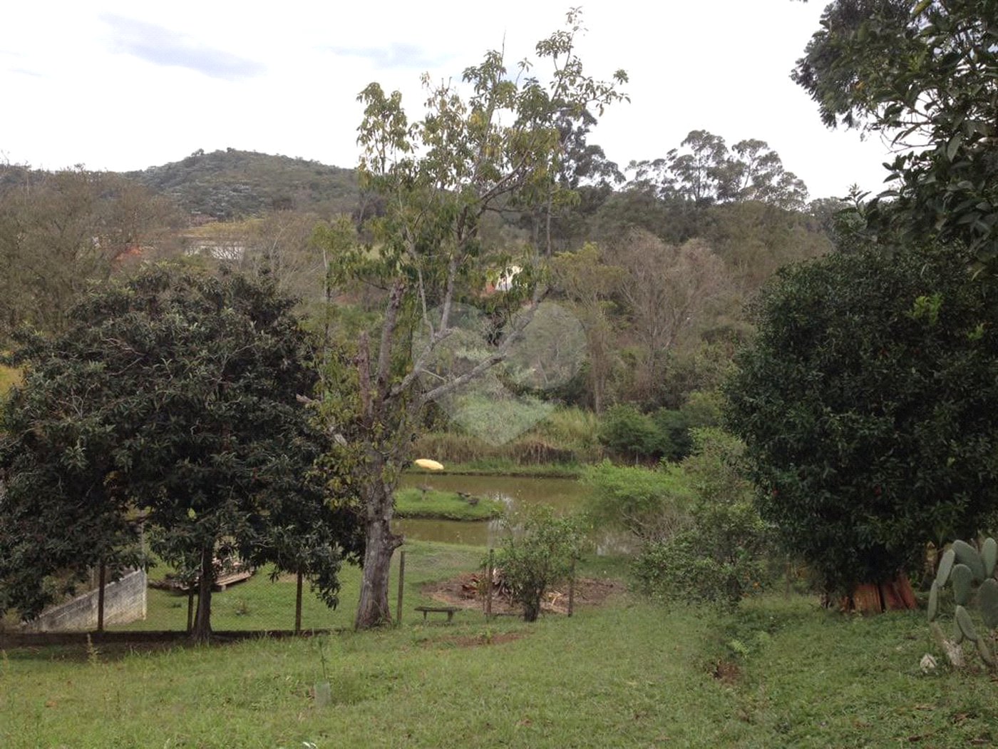 Chácara à venda com 3 quartos, sendo 1 suíte, no Centro, Bom Jesus dos Perdões, SP