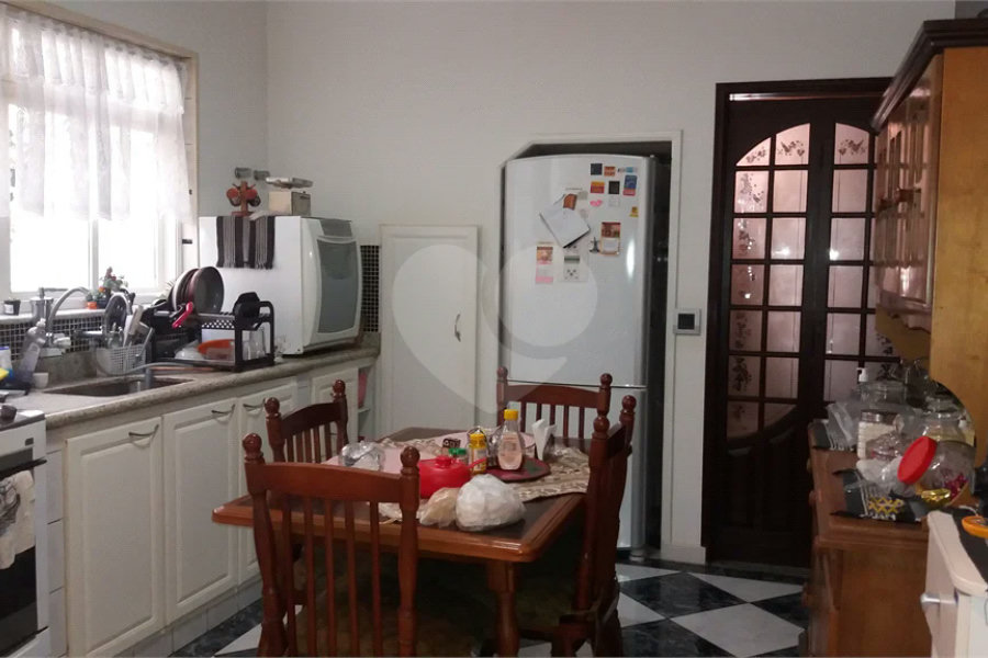 Sobrado à venda com 3 quartos, sendo 1 suíte, em Tremembé, São Paulo, SP