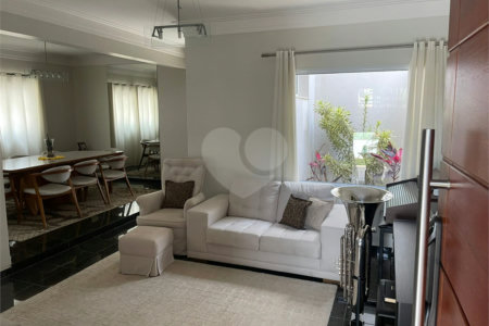 Casa à venda com 3 quartos, sendo 1 suíte, no condomínio Quinta da Boa Vista, Jundiaí - SP