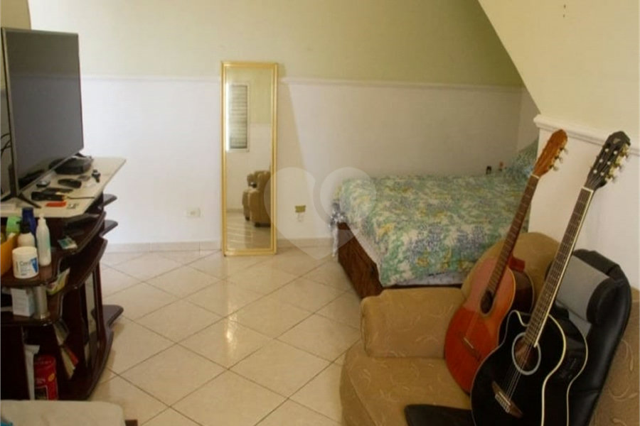 Casa Térrea à venda com 3 quartos, sendo 1 suíte, em Vila Irmãos Arnoni, São Paulo, SP
