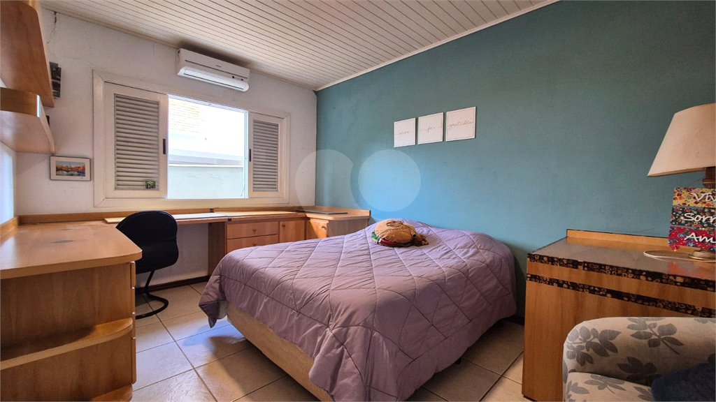 Casa à venda com 4 suítes no condomínio Vivenda do Lago, Sorocaba - SP