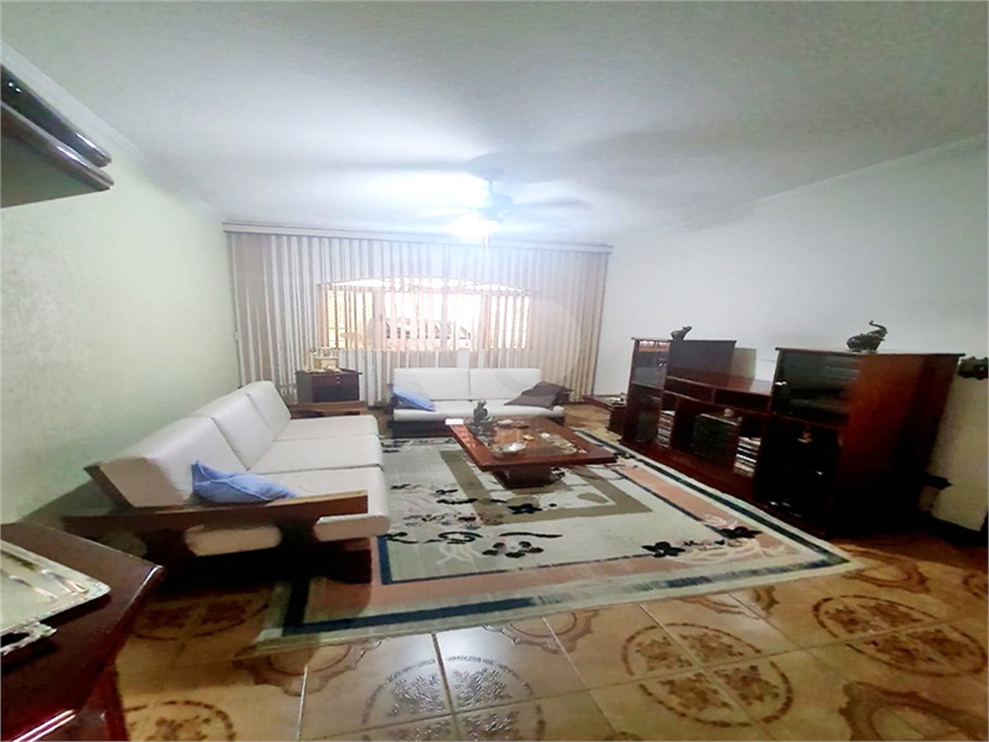 Casa à venda com 4 quartos em Jardim Almeida Prado, Guarulhos, SP