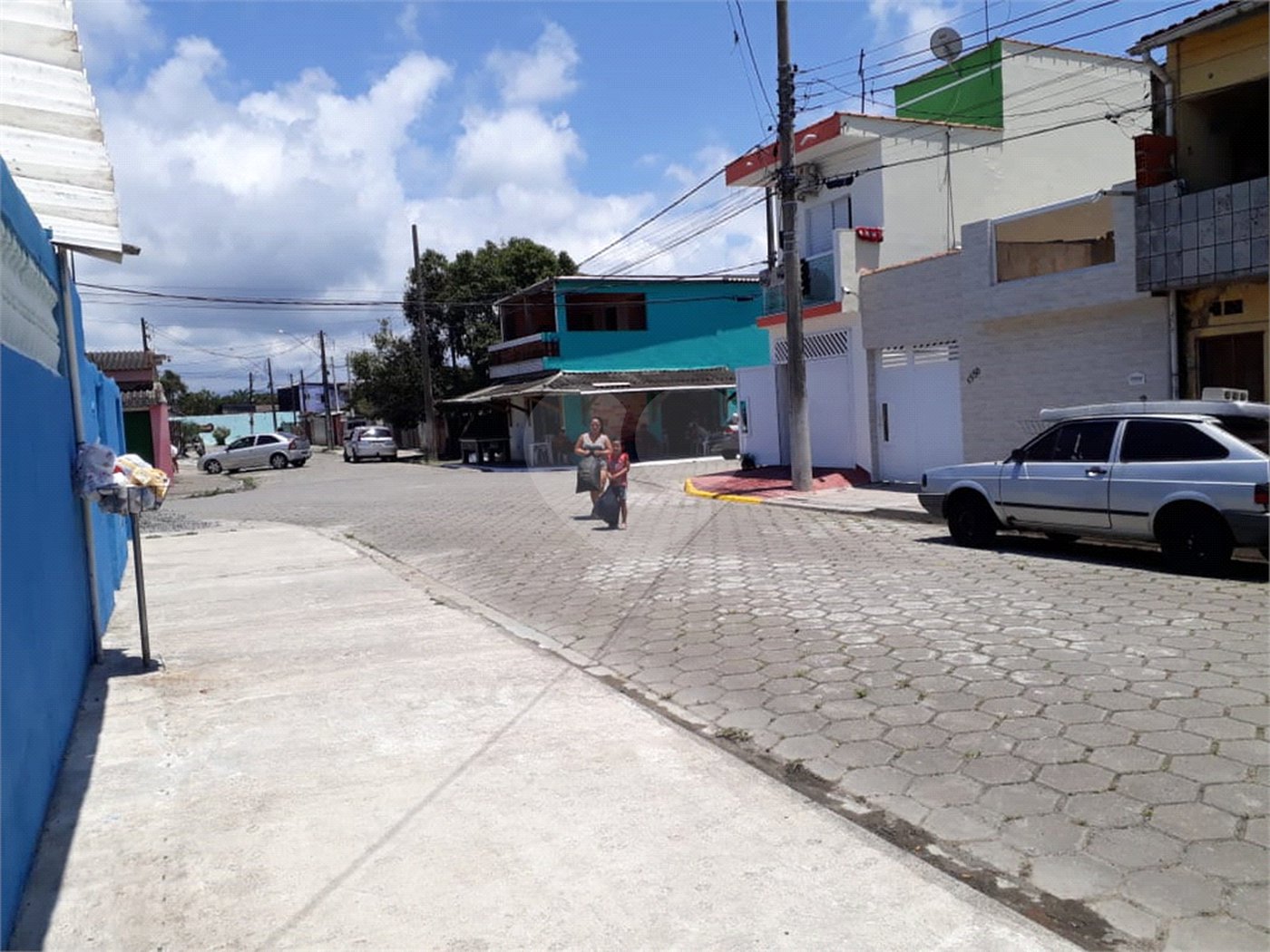 Casa à venda com 3 quartos em Balneário Laranjeiras, Itanhaém, SP