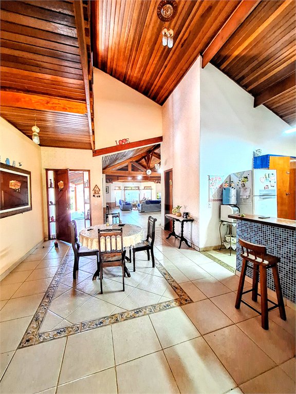 Casa à venda com 3 quartos, sendo 1 suíte, em Mogi Moderno, Mogi das Cruzes, SP