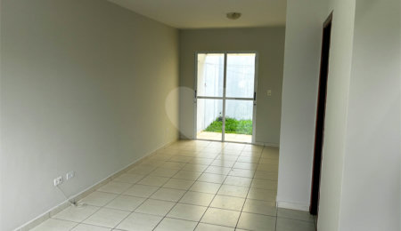 Casa à venda com 2 quartos em Taboão, São Roque, SP