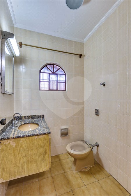 Sobrado à venda com 3 quartos, sendo 1 suíte, em Alto da Boa Vista, São Paulo, SP
