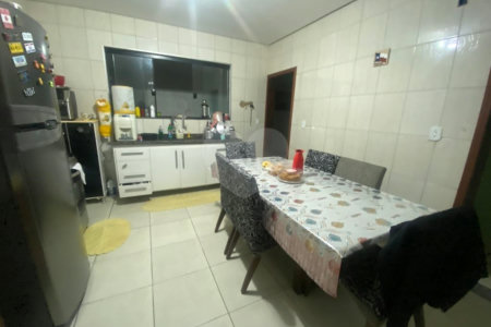 Casa à venda com 3 quartos, sendo 1 suíte, em Jardim São Guilherme, Sorocaba, SP