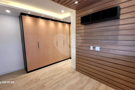 Apartamento à venda com 2 quartos, sendo 1 suíte,  em Vila Ipojuca, São Paulo, SP