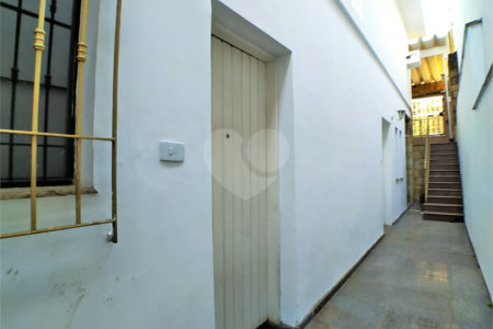 Sobrado à venda com 3 quartos, sendo 1 suíte,  em Vila Mazzei, São Paulo, SP