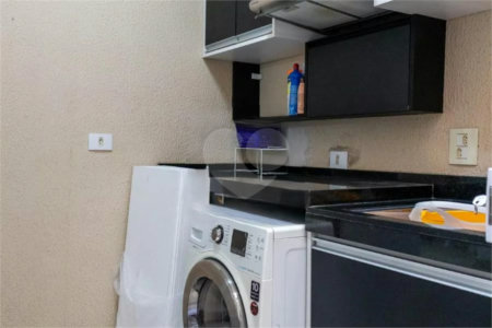 Casa à venda com 3 quartos, sendo 1 suíte,  no condomínio Rafaela I, São Paulo - SP