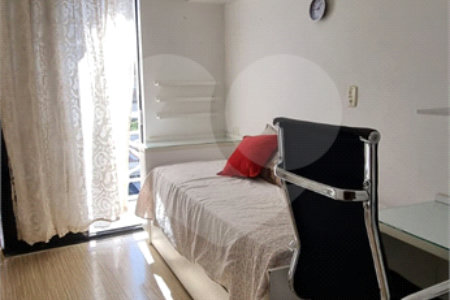 Sobrado à venda com 3 quartos, sendo 1 suíte, em Santa Teresinha, São Paulo, SP