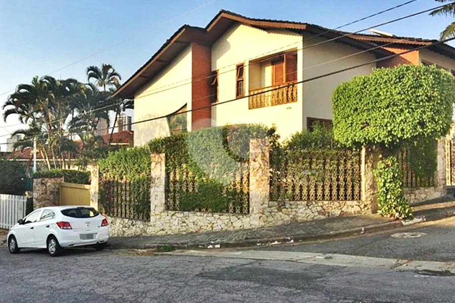 Sobrado à venda com 4 suítes em Tucuruvi, São Paulo, SP